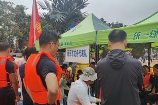 德里赫特：没有今夏转会的想法，我在拜仁感觉很好非常满意